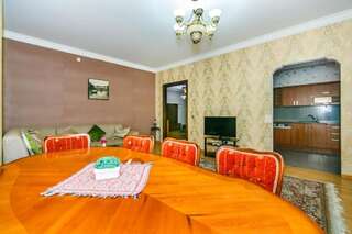 Апартаменты BAKU CITY CENTRE APARTMENT Баку Апартаменты с 3 спальнями-19