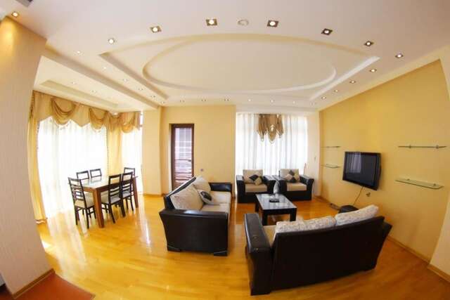 Апартаменты BAKU CITY CENTRE APARTMENT Баку-17